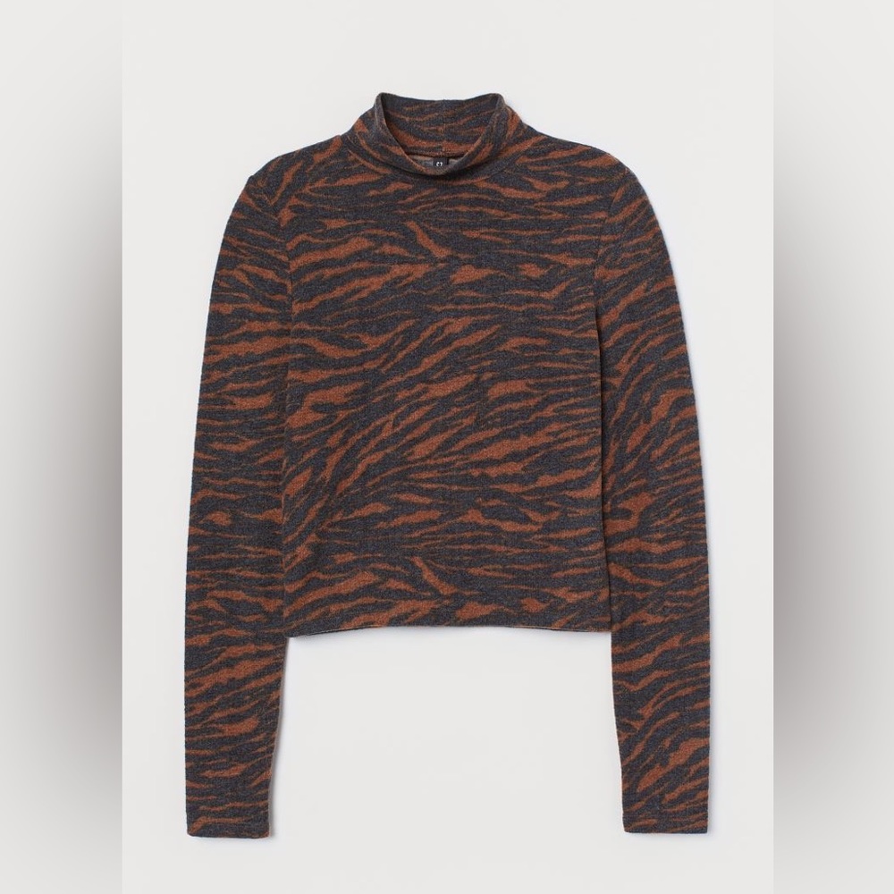 H&M Divided Turtleneck Sweater